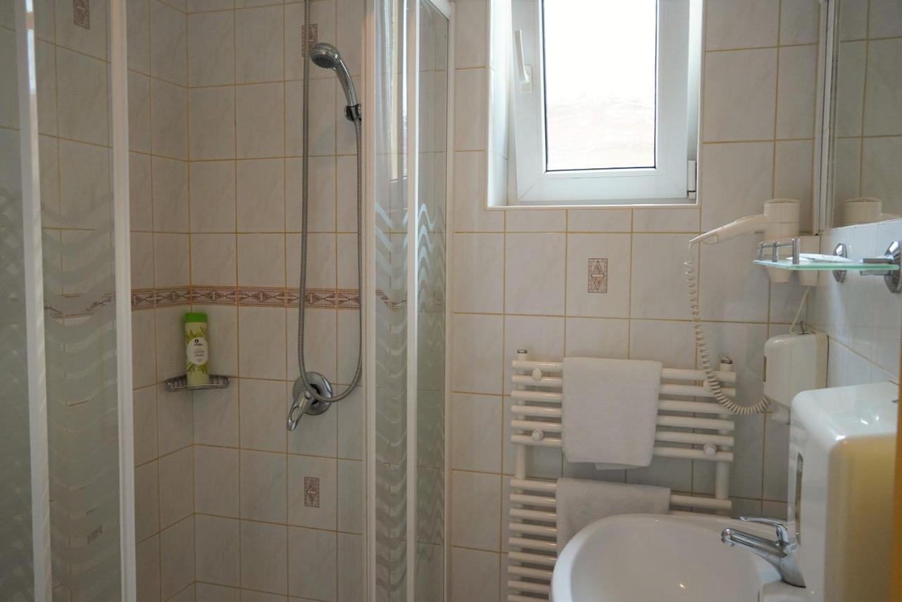 Club Haus 502 Kalocsa Bed & Breakfast Dış mekan fotoğraf